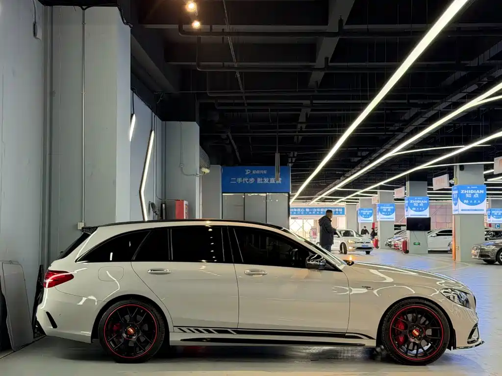 Mercedes-Benz C-Class AMG 2019 AMG C 43 4MATIC Touring Sedan Special Edition купить на сайте DeffCars