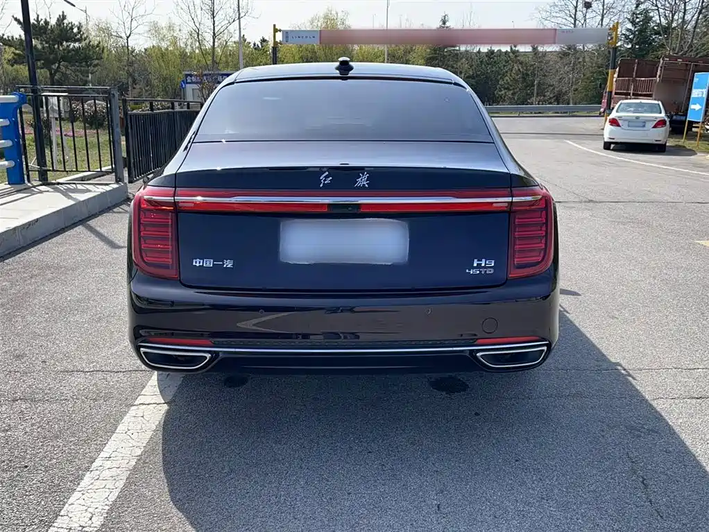 Hongqi H9 2020 2.0T Zhilian Flagship Edition купить на сайте DeffCars