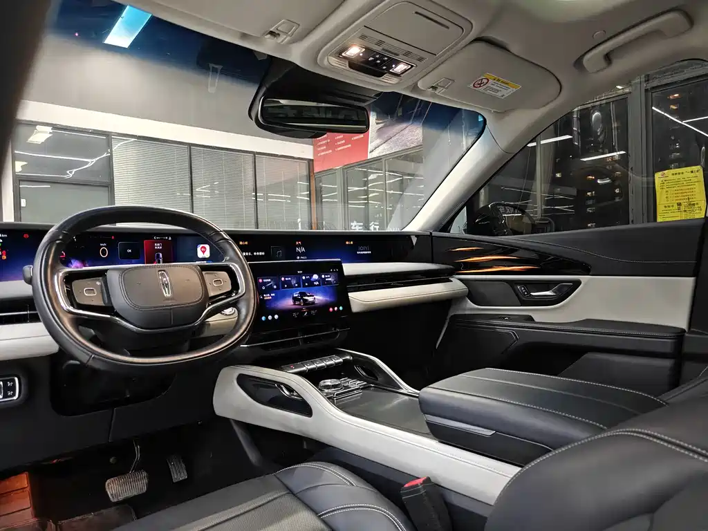 Voyager 2023 2.0T four-wheel drive premium version купить на сайте DeffCars