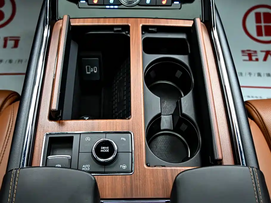 Navigator 2020 3.5T Honor Edition купить на сайте DeffCars