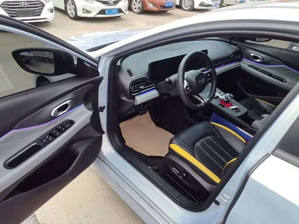 Trumpchi Empow 2023 EmpowH high-energy hybrid version купить на сайте DeffCars