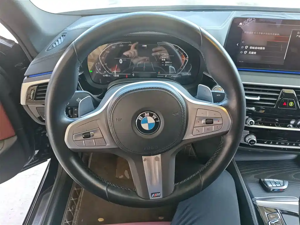 BMW 5 Series 2023 530Li Leading M Sports Package купить на сайте DeffCars