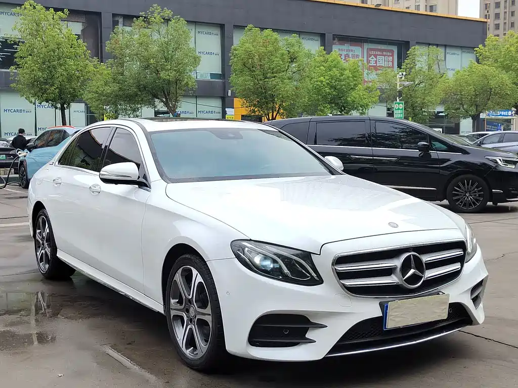 Mercedes-Benz E-Class 2016 E 300 L Sporty and Stylish купить на сайте DeffCars