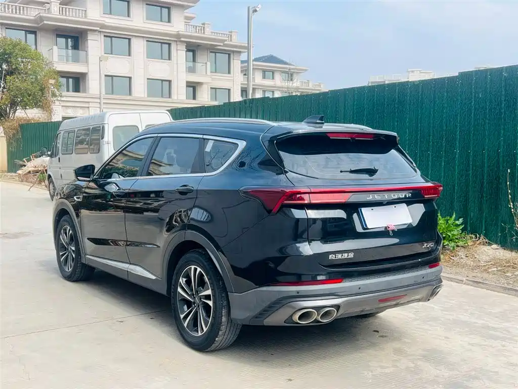 Jietu X70 PLUS 2021 model 1.6T DCT 7 seats купить на сайте DeffCars