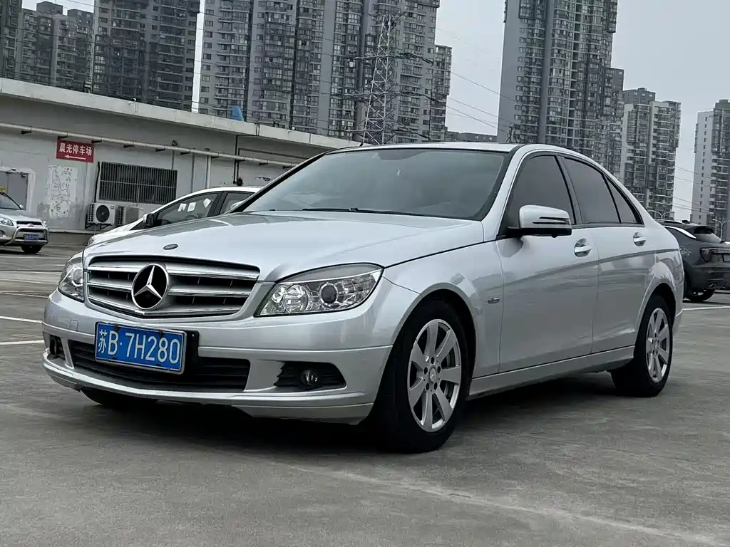 Mercedes-Benz C-Class 2011 C 180K Classic купить на сайте DeffCars