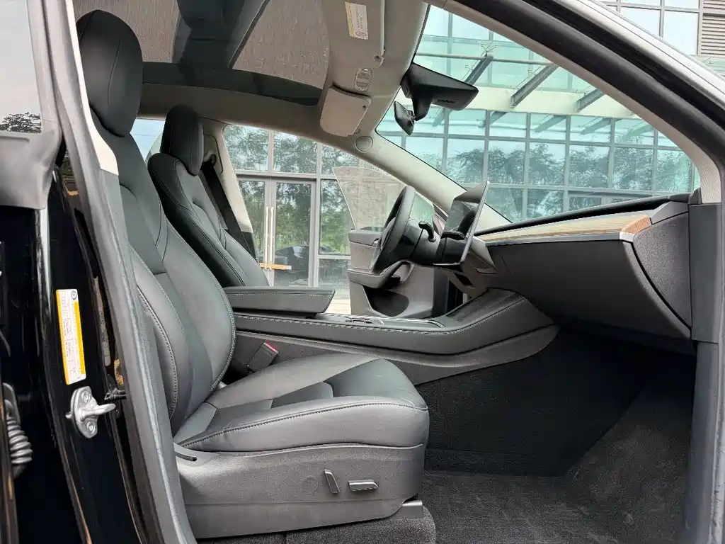 Model Y 2022款 长续航全轮驱动版 купить на сайте DeffCars