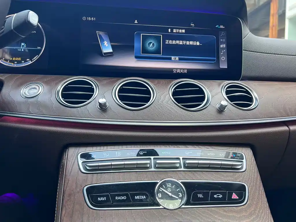 Mercedes-Benz E-Class 2019 E 200 L купить на сайте DeffCars