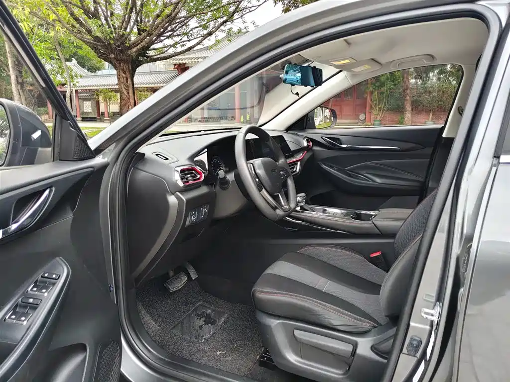 Changan Auchan X5 2021 facelift 1.6L CVT luxury model купить на сайте DeffCars