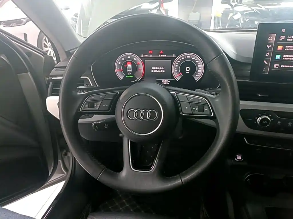 Audi A4L 2020 40 TFSI Fashionable and Dynamic купить на сайте DeffCars