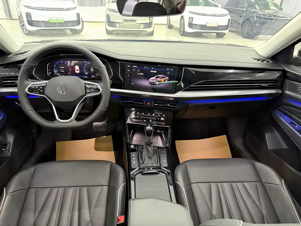 Passat 2022 380TSI Deluxe Edition купить на сайте DeffCars