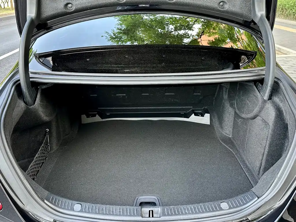 Mercedes-Benz E-Class 2020 E 260 L Sports купить на сайте DeffCars