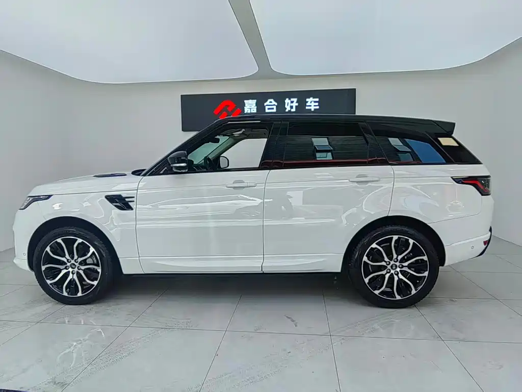 Range Rover Sport 2021 3.0 L6 Black Edition купить на сайте DeffCars
