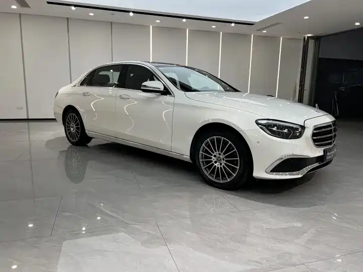 Mercedes-Benz E-Class 2023 E 260 L купить на сайте DeffCars