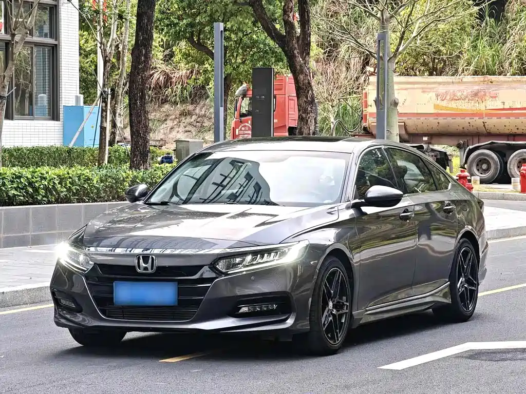 Accord 2018 260TURBO Elite Edition National V купить на сайте DeffCars