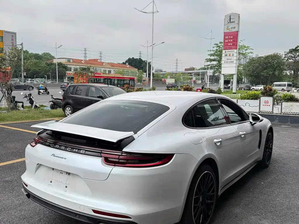 Panamera 2020 Panamera 10th Anniversary Edition 2.9T купить на сайте DeffCars