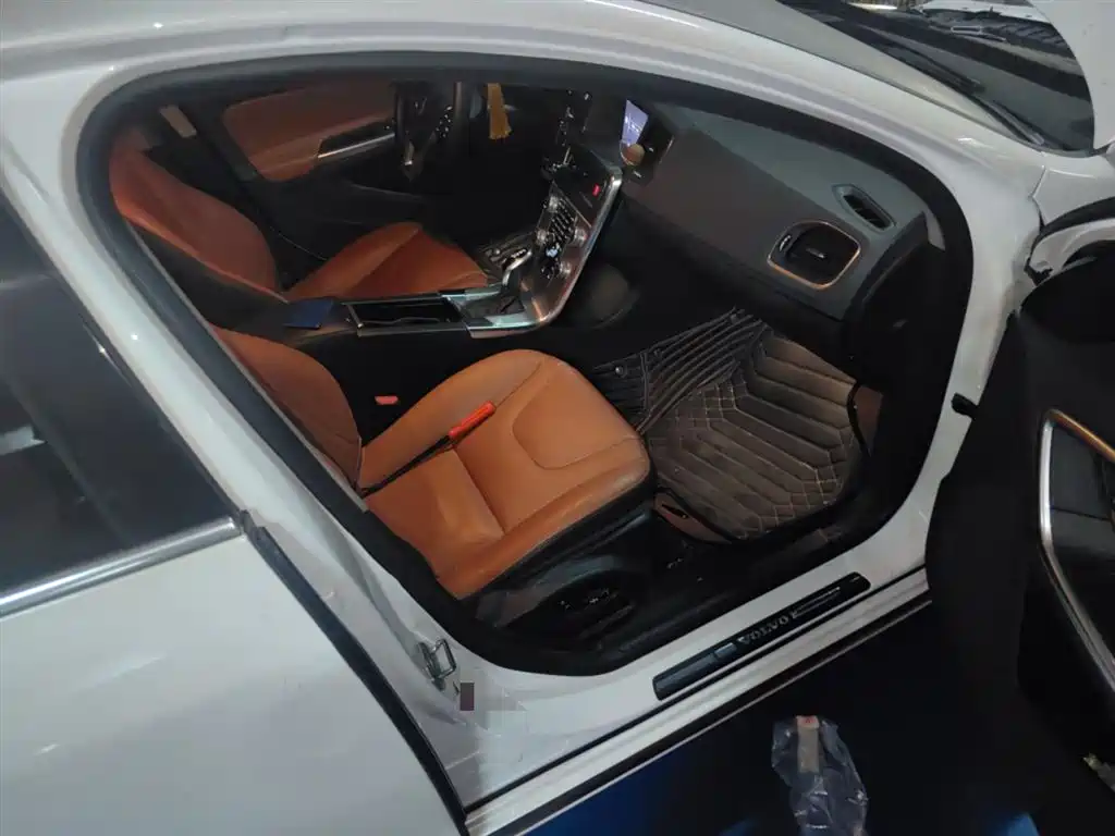 Volvo S60 2019 S60L facelift T5 Smart Advanced Edition купить на сайте DeffCars