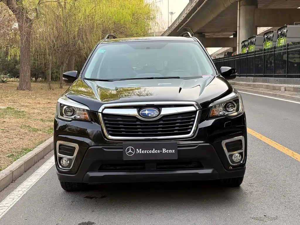 Forester 2020 2.0i Deluxe Edition купить на сайте DeffCars