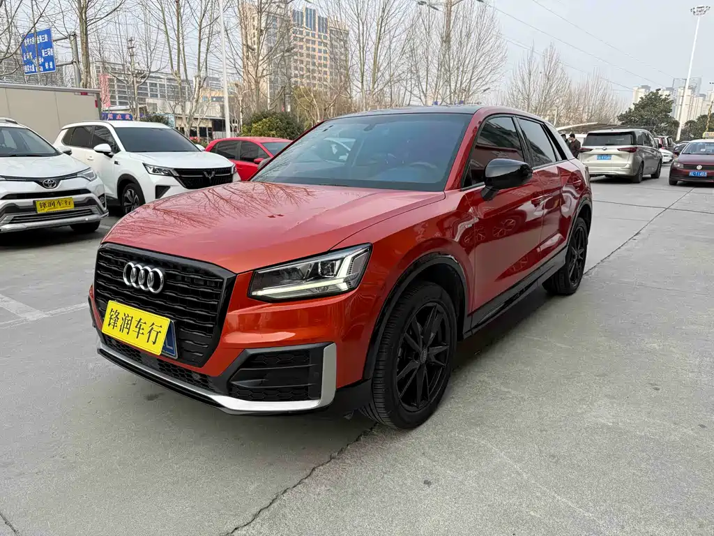 Audi Q2L 2018 35 TFSI Fashionable and Dynamic National VI купить на сайте DeffCars