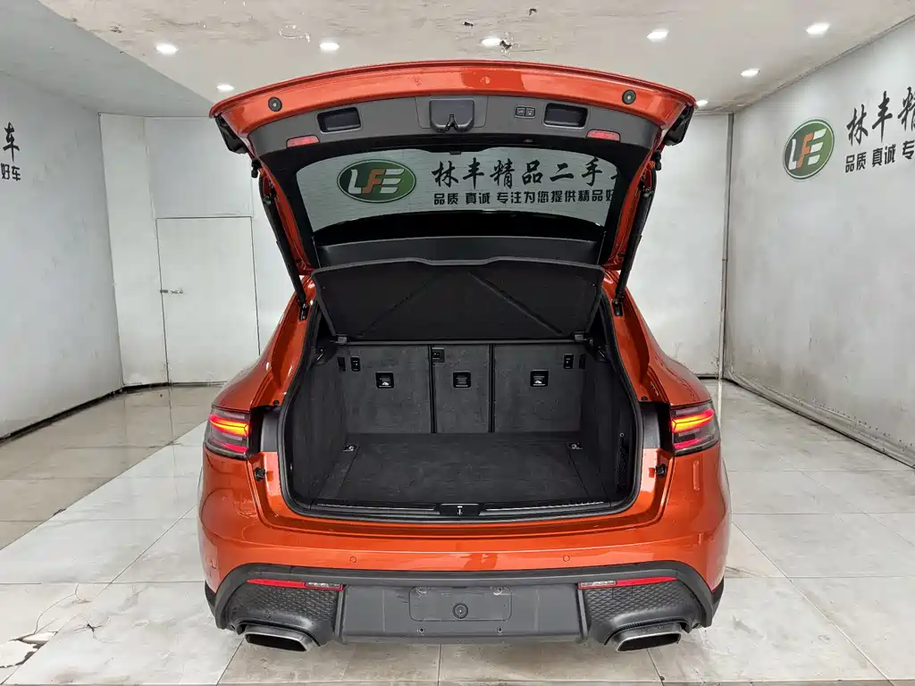Macan 2023 Macan 2.0T купить на сайте DeffCars