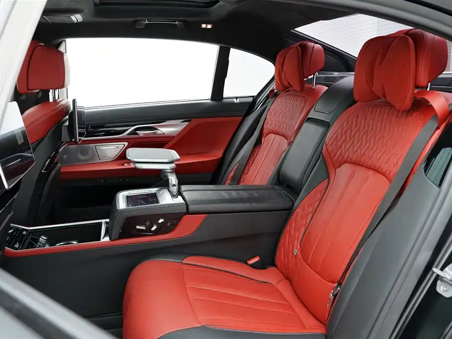 BMW 7 Series 2018 740Li xDrive Exclusive M Sports Package Black Flame Edition купить на сайте DeffCars