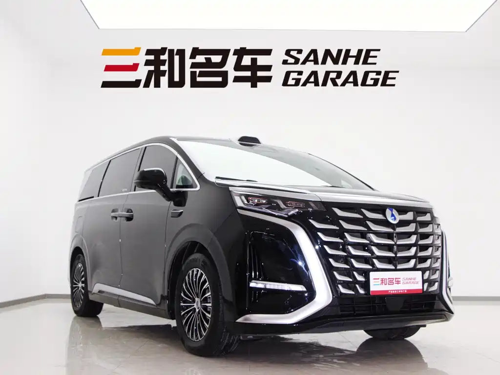 Denza D9 2025 DM-i smart driving version 1020 four-wheel drive flagship model купить на сайте DeffCars