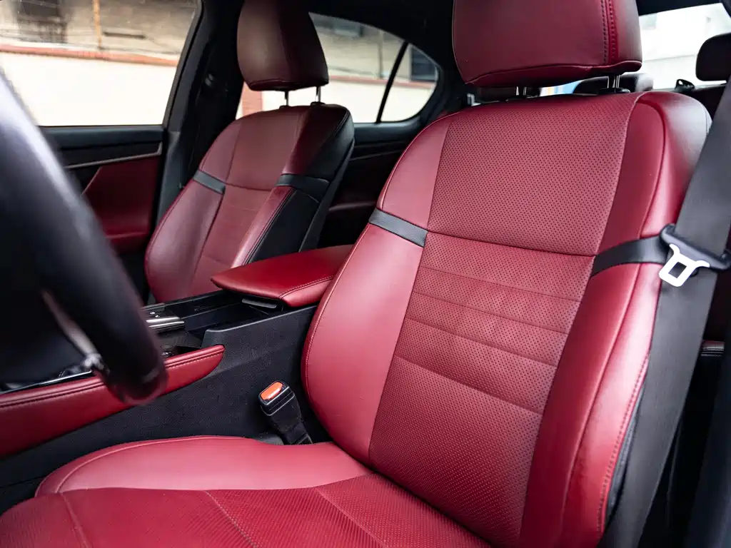 Lexus GS 2017 300 F SPORT купить на сайте DeffCars