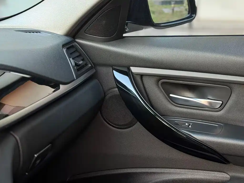 BMW 3 Series 2018 320Li Leading M Sports Package купить на сайте DeffCars