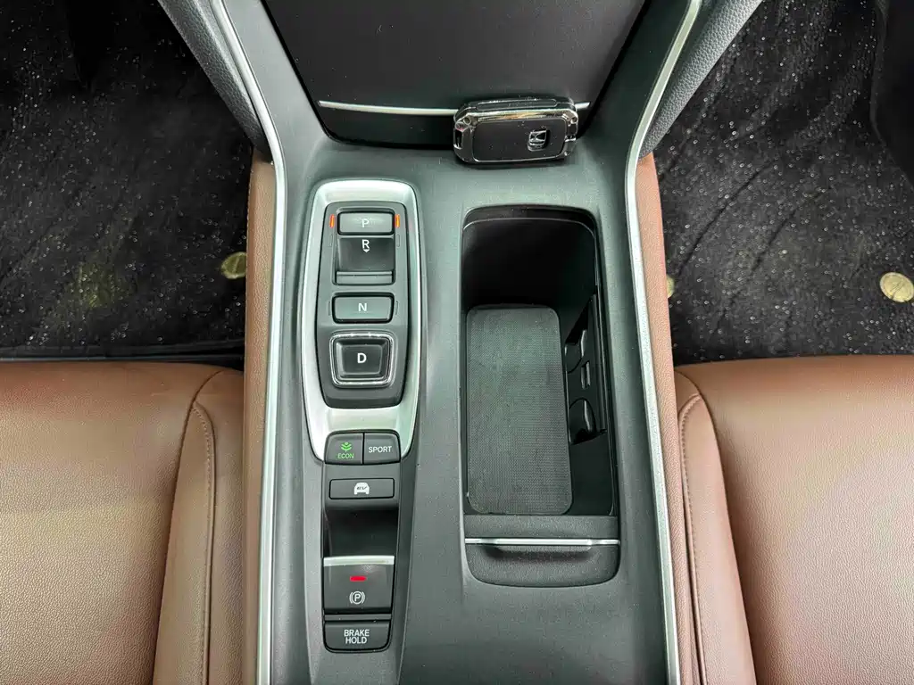 Inspire 2022 Hybrid 2.0L Clean Edition купить на сайте DeffCars