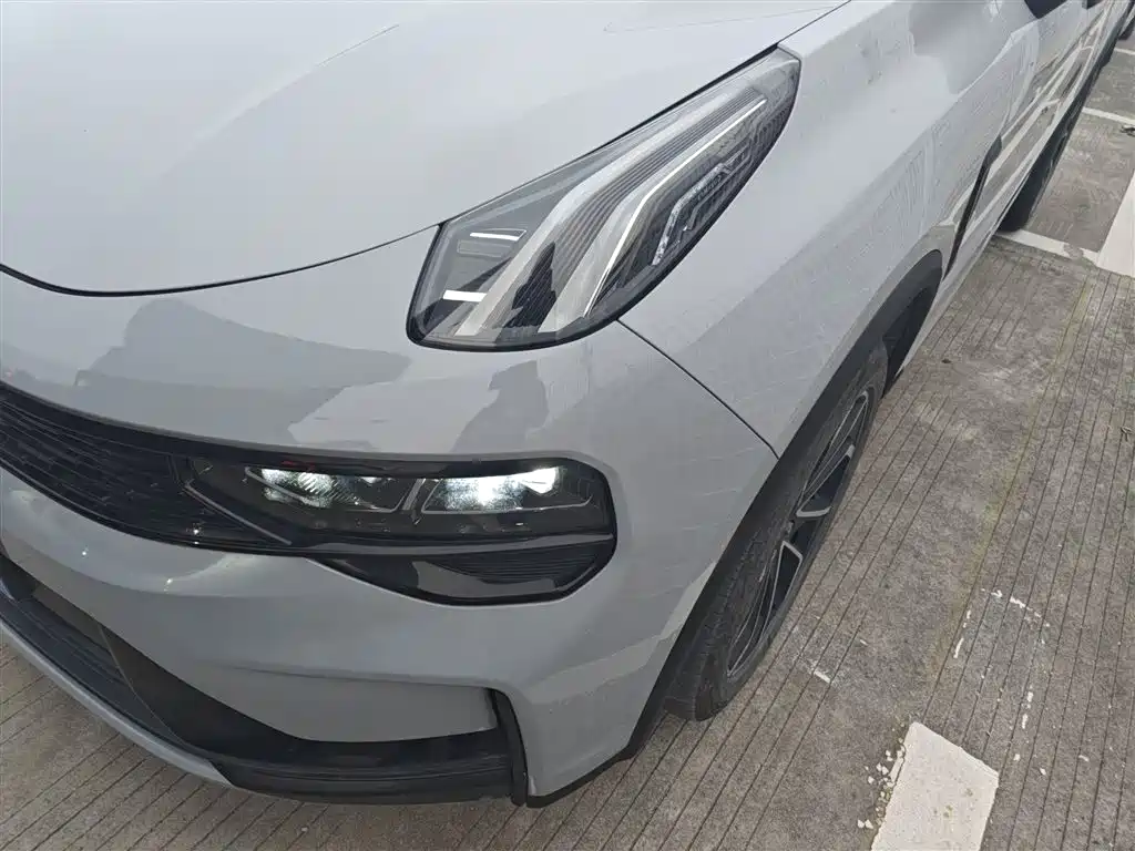 Lynk & Co 01 2023 1.5TD EM-F PM купить на сайте DeffCars