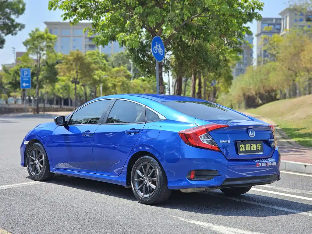 Civic 2019 220TURBO CVT Dynamic Edition National VI купить на сайте DeffCars