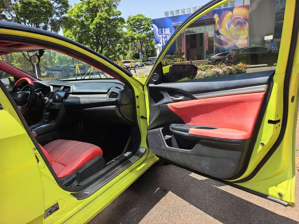 Civic 2019 220TURBO CVT Dynamic Edition National V купить на сайте DeffCars
