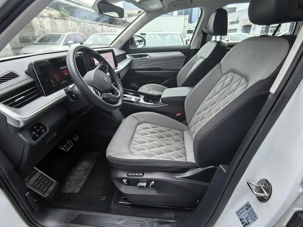 Lanxun 2023 380TSI four-wheel drive R-Line cruise version купить на сайте DeffCars