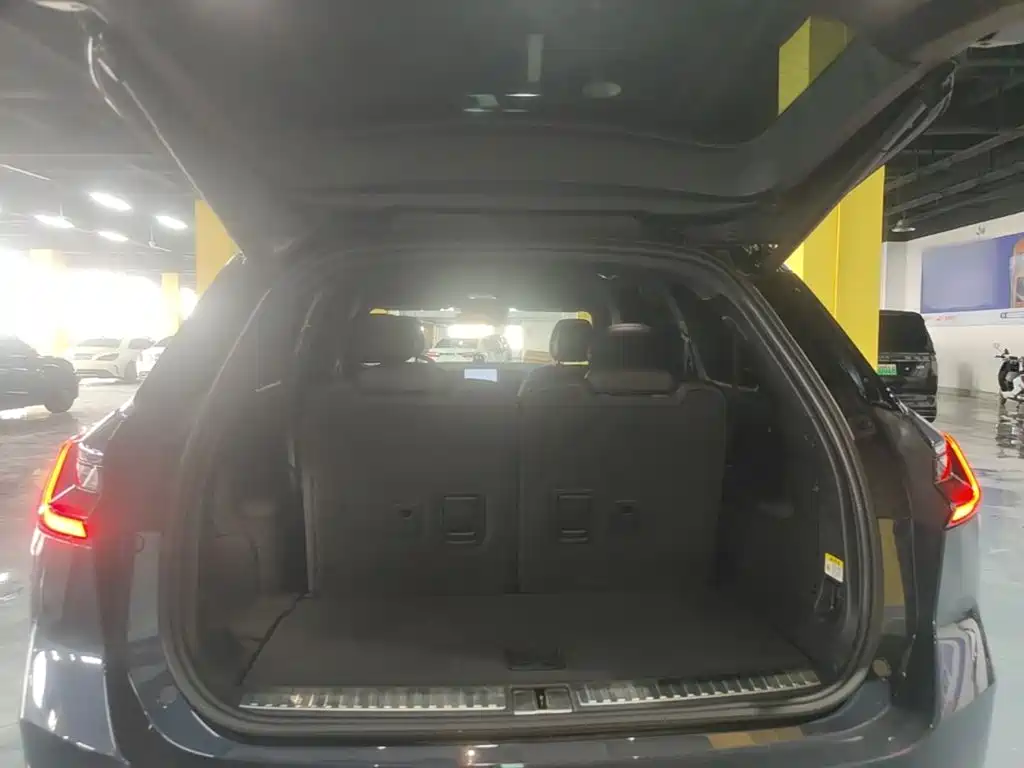 NIO ES8 2020 450KM six-seater version купить на сайте DeffCars
