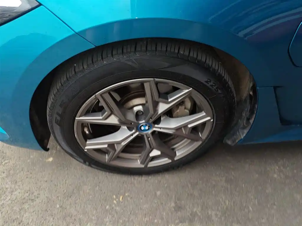 BMW i3 2022 eDrive 35 L купить на сайте DeffCars