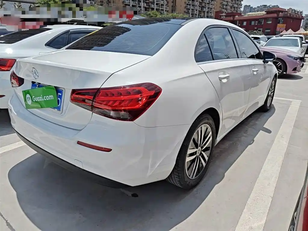 Mercedes-Benz A-Class 2022 A 180 L купить на сайте DeffCars