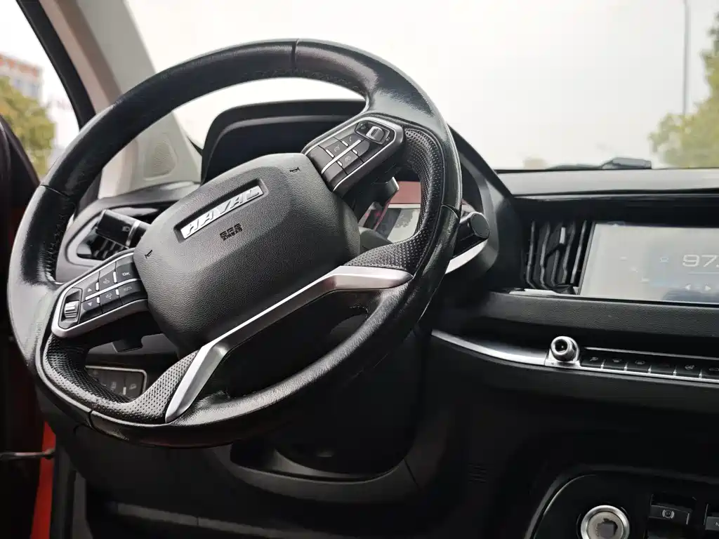 Haval H2s 2017 Red Label 1.5T dual-clutch luxury model купить на сайте DeffCars