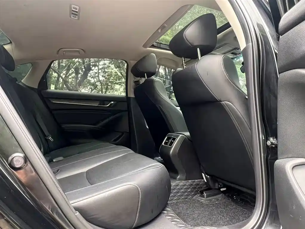 Yingshipai 2019 260TURBO Elegant Edition National VI купить на сайте DeffCars