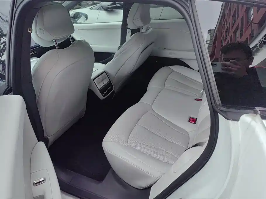 Xpeng P7+ 2024 model super long battery life Max купить на сайте DeffCars