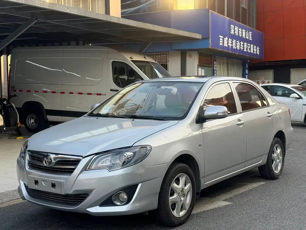 Corolla 2013 1.6L automatic luxury version купить на сайте DeffCars