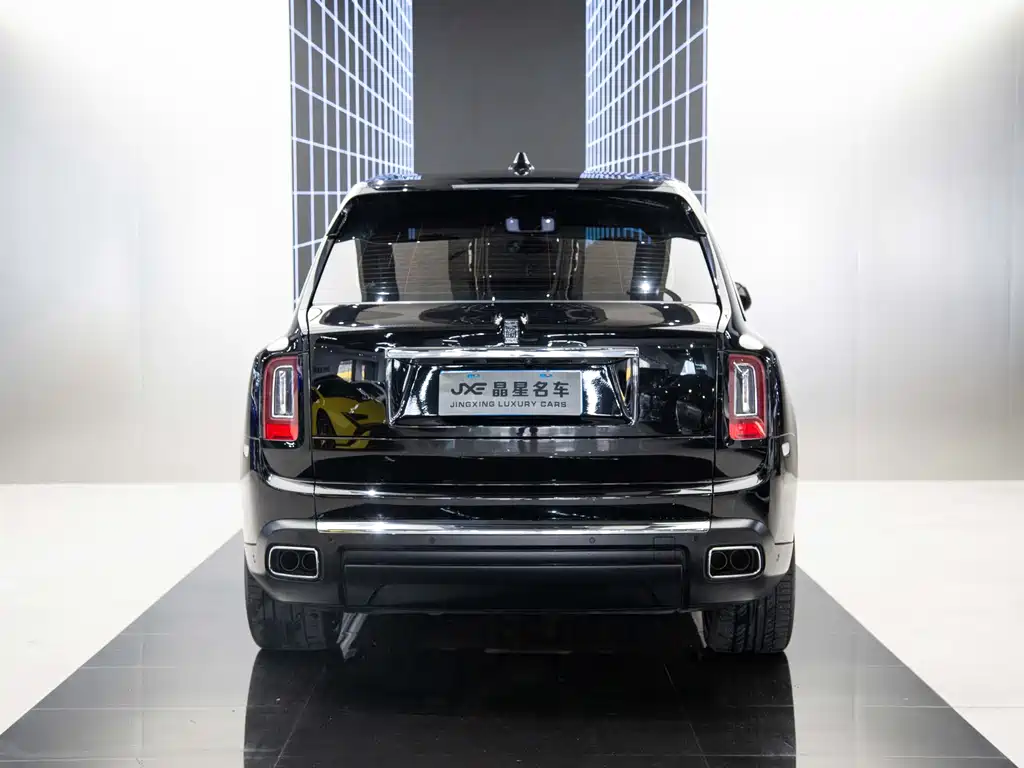 Cullinan 2018 four-seat version купить на сайте DeffCars