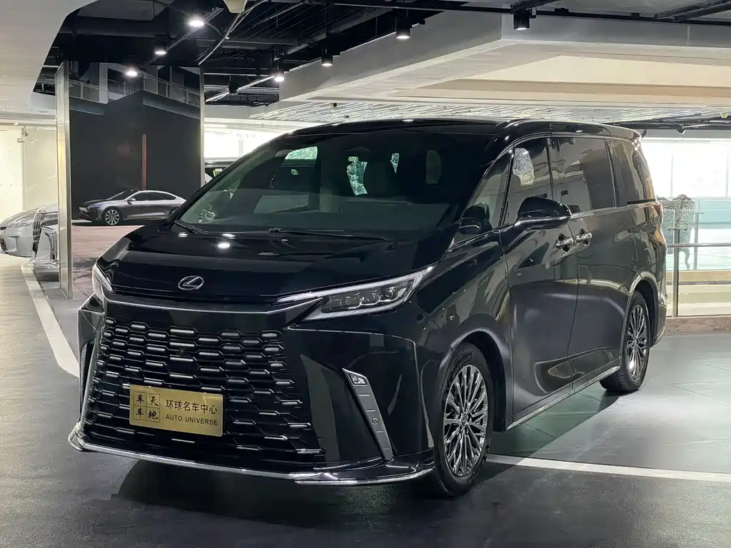 Lexus LM 2023 500h six-seater premium version купить на сайте DeffCars