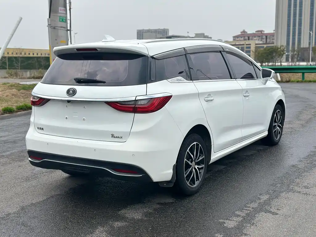 Song MAX 2017 1.5T automatic intelligent connected elite type 7 seats купить на сайте DeffCars