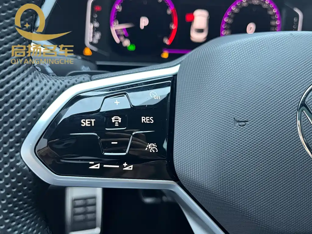 FAW-Volkswagen CC 2023 380TSI eye-catching version купить на сайте DeffCars