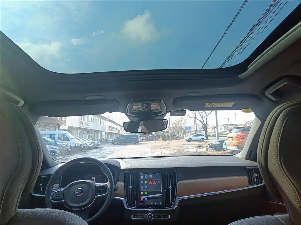 Volvo S90 2023 B5 Zhiyi Luxury Edition купить на сайте DeffCars