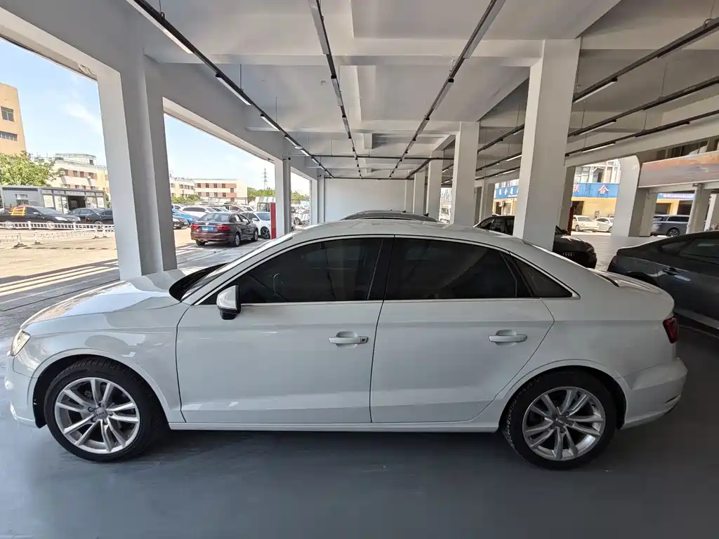 Audi A3 2019 Limousine 35 TFSI Enterprising National V купить на сайте DeffCars