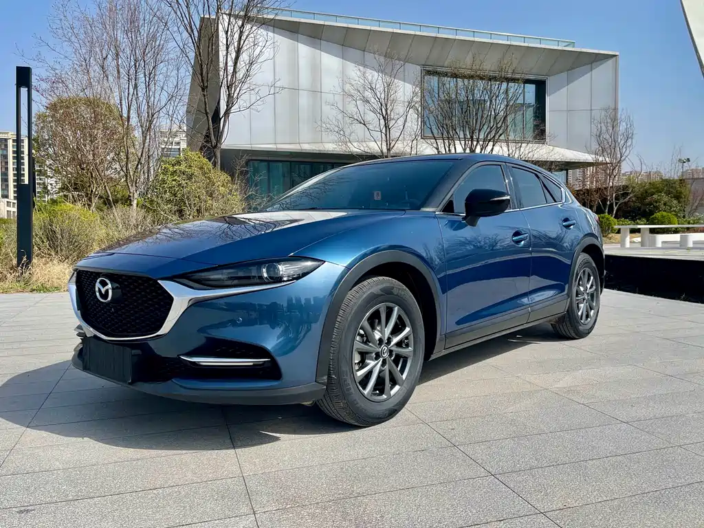 Mazda CX-4 2020 2.0L automatic two-wheel drive Blue Sky Vibrant Edition купить на сайте DeffCars