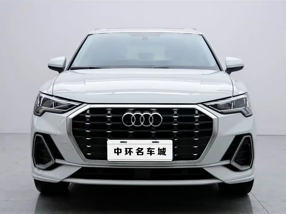 Audi Q3 2020 40 TFSI Fashionable and Dynamic купить на сайте DeffCars