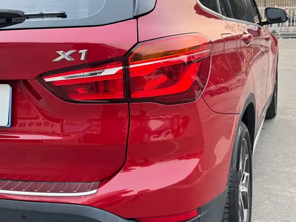 BMW X1 2018 sDrive18Li Exclusive Model купить на сайте DeffCars