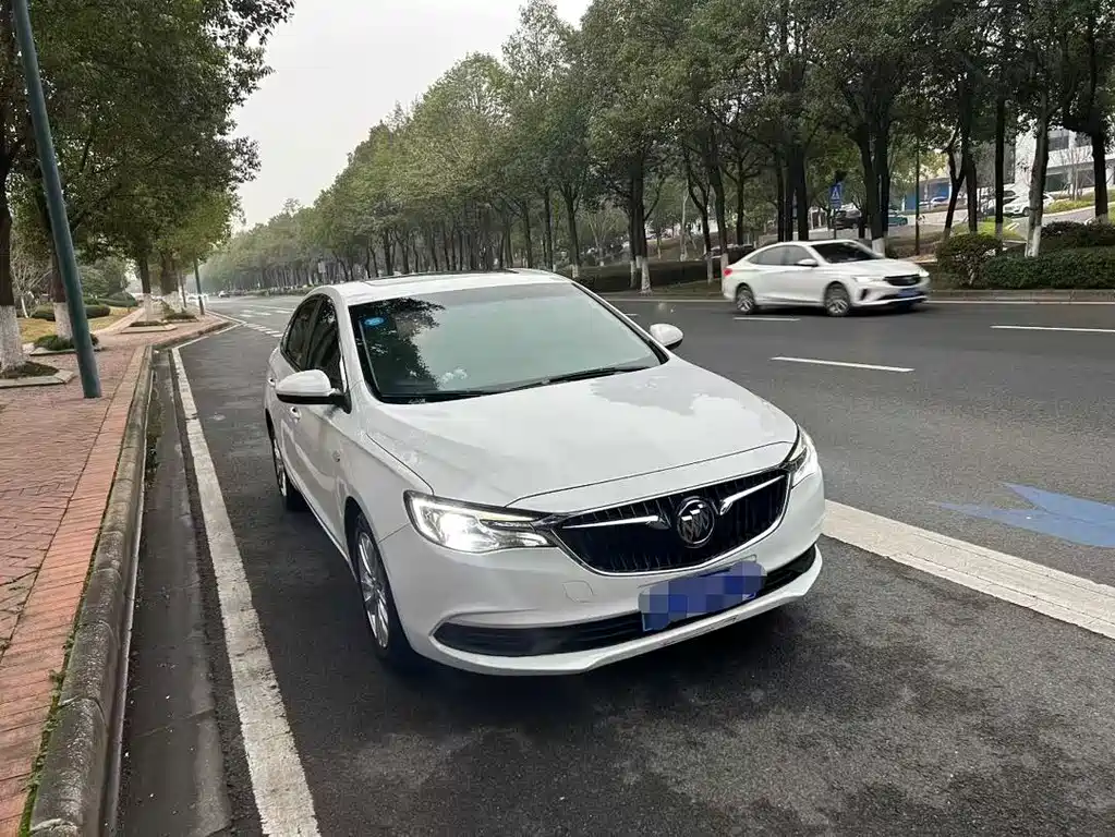 Yinglang 2019 15T dual-clutch interconnected elite model National VI купить на сайте DeffCars