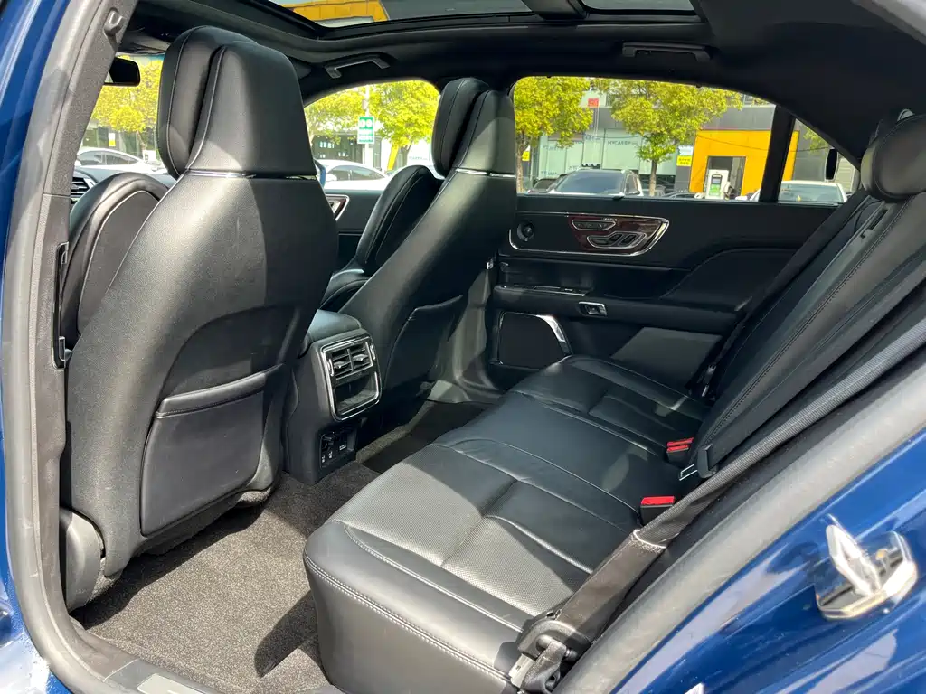 Lincoln Continental 2019 2.0T Two-wheel drive Premium Edition National VI купить на сайте DeffCars